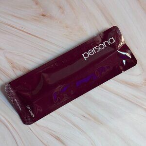 Person Lip Liner 90210